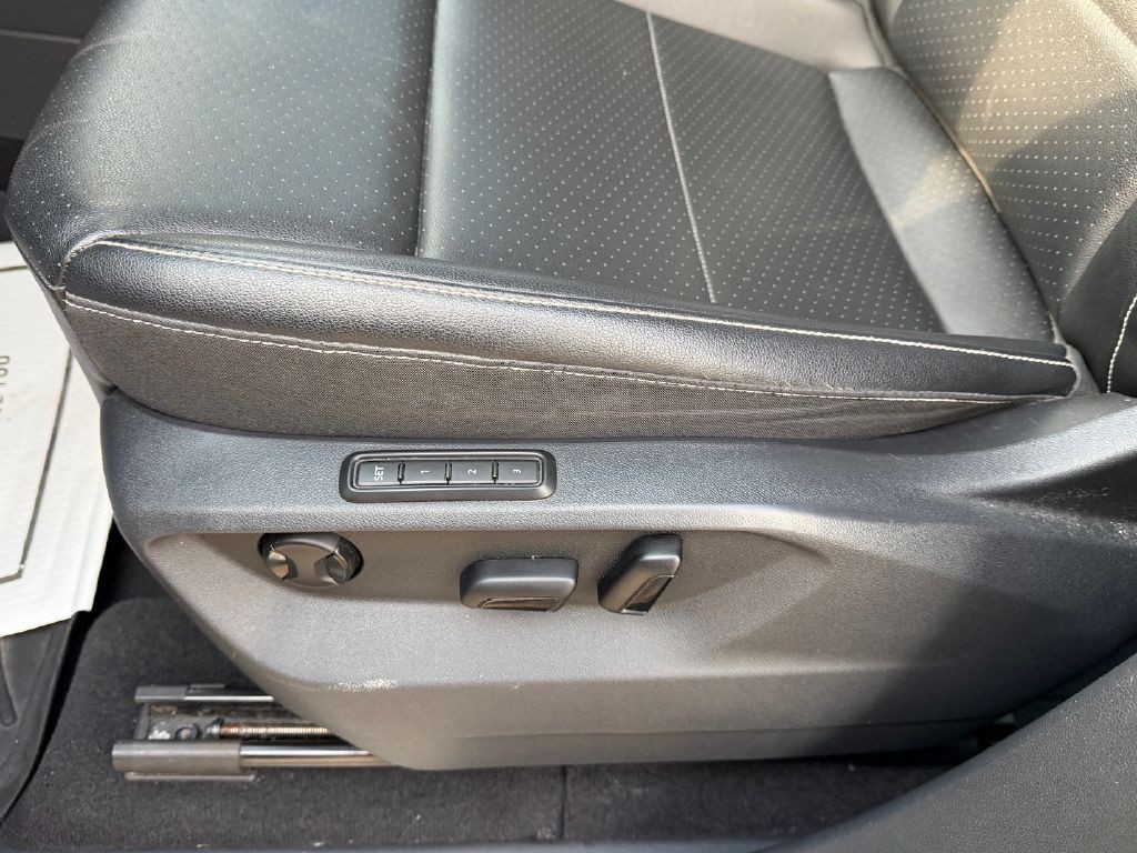 2022 Volkswagen Atlas Image 37