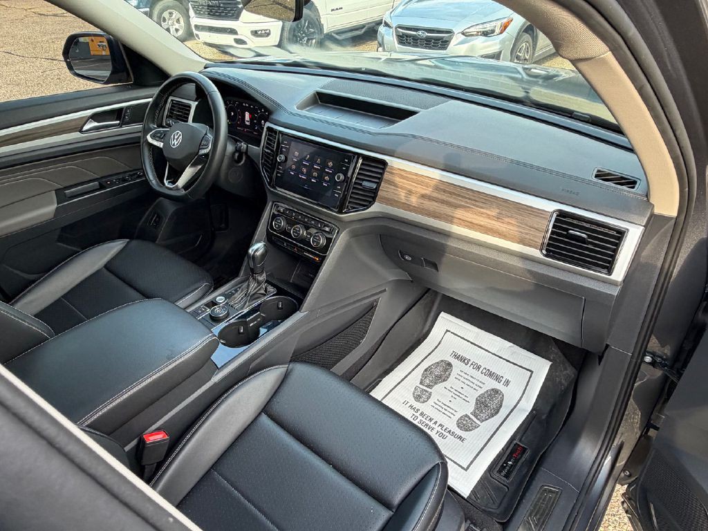 2022 Volkswagen Atlas Image 45