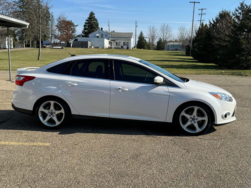 2012 Ford Focus Image 7