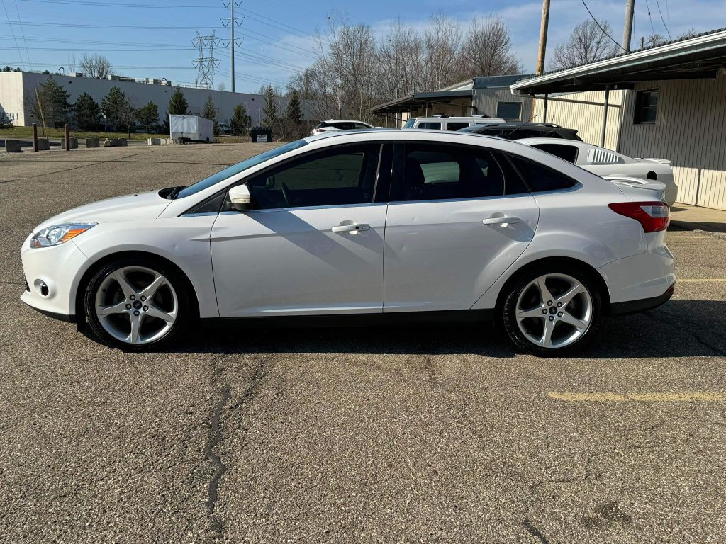 2012 Ford Focus Image 8