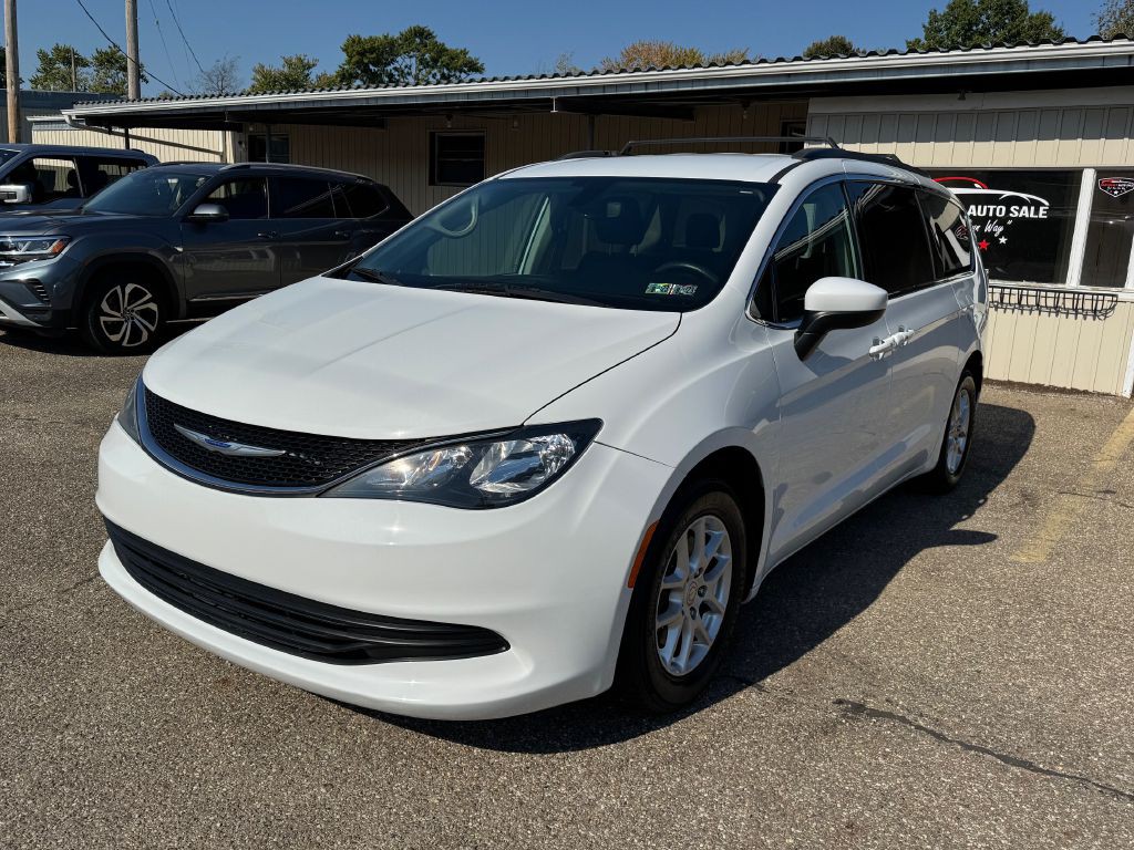 2020 Chrysler Voyager Image 52