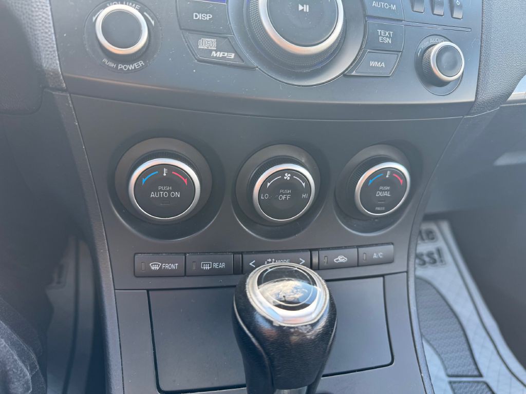 2013 Mazda Mazda3 Image 17