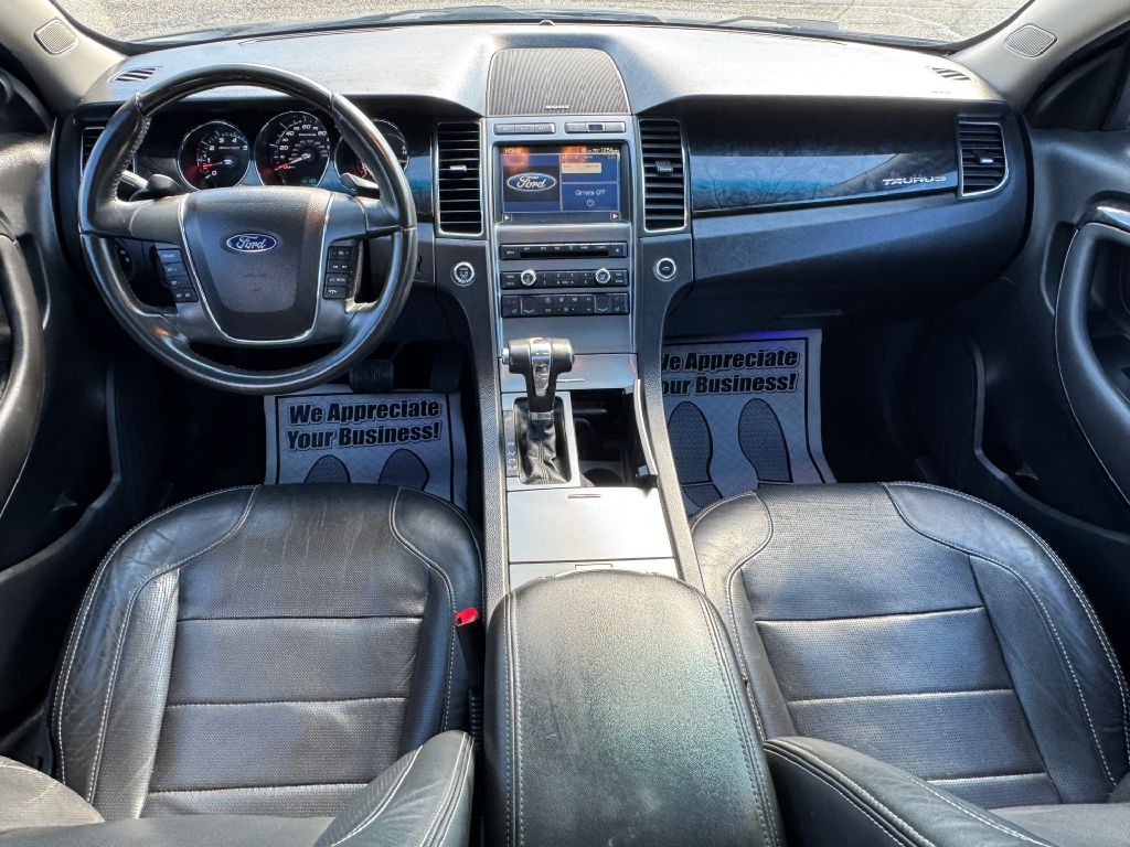 2012 Ford Taurus Image 13