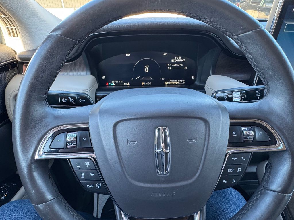 2022 Lincoln Nautilus Image 30