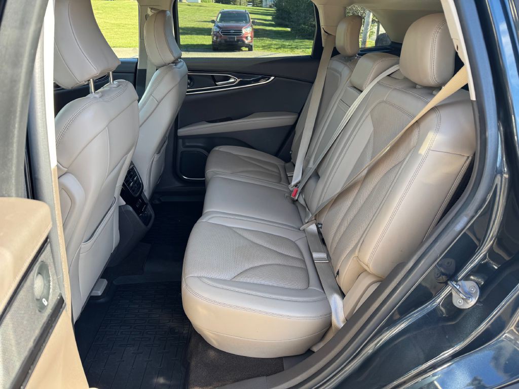 2022 Lincoln Nautilus Image 32