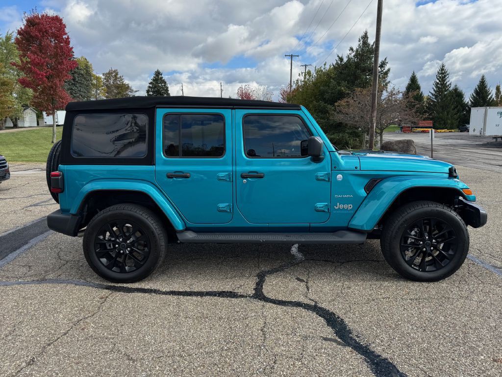 2024 Jeep Wrangler Image 4