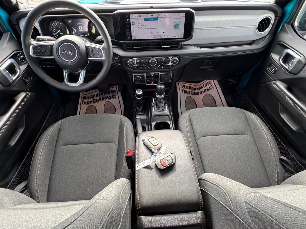 2024 Jeep Wrangler Image 12