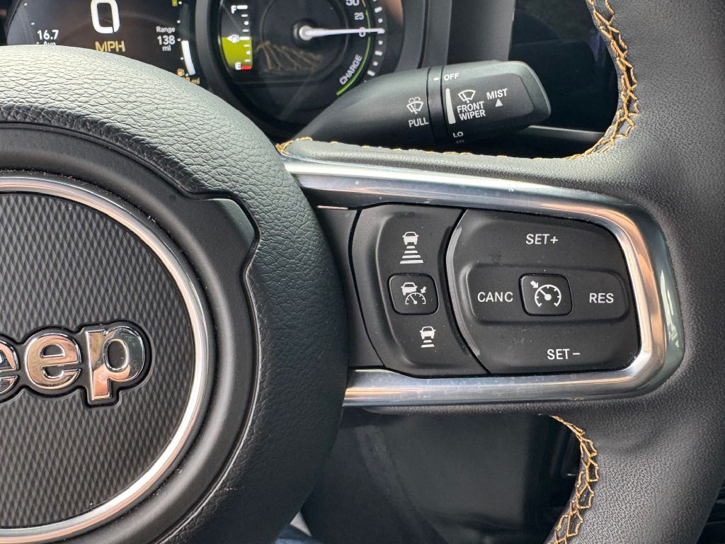 2024 Jeep Wrangler Image 34