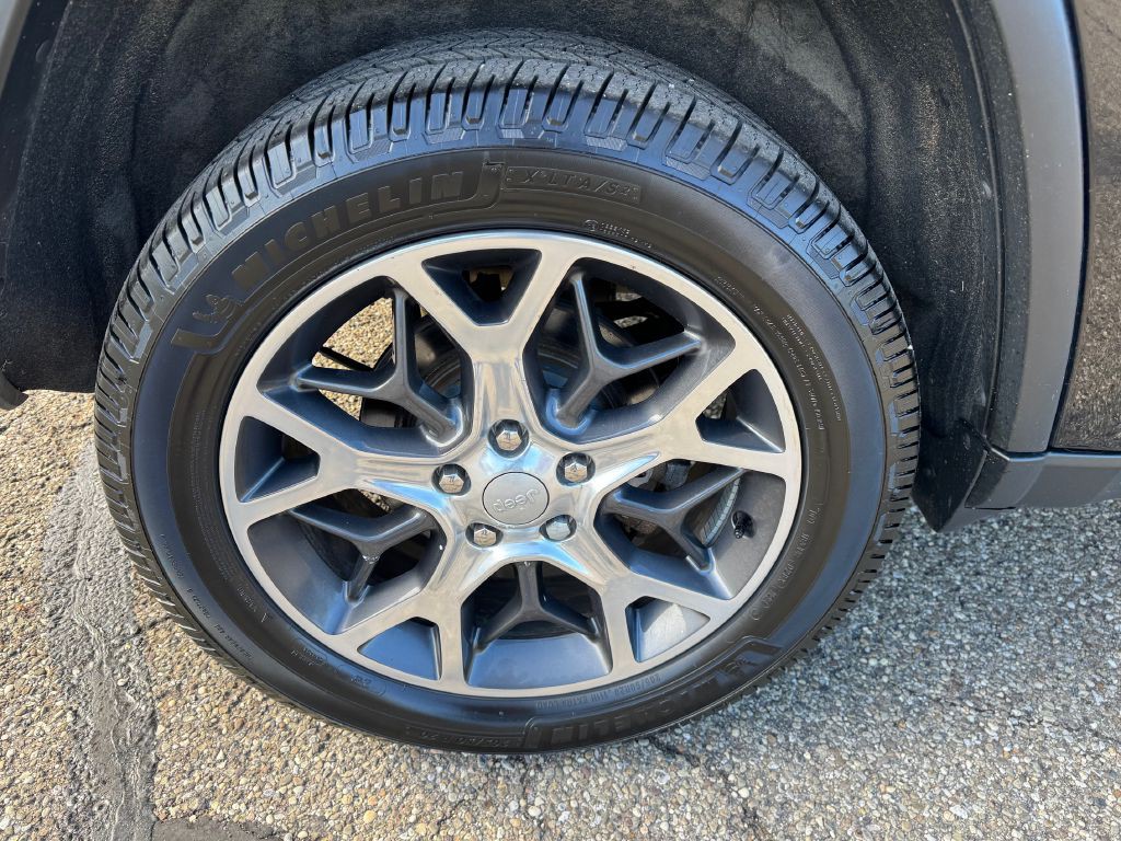 2019 Jeep Grand Cherokee Image 19