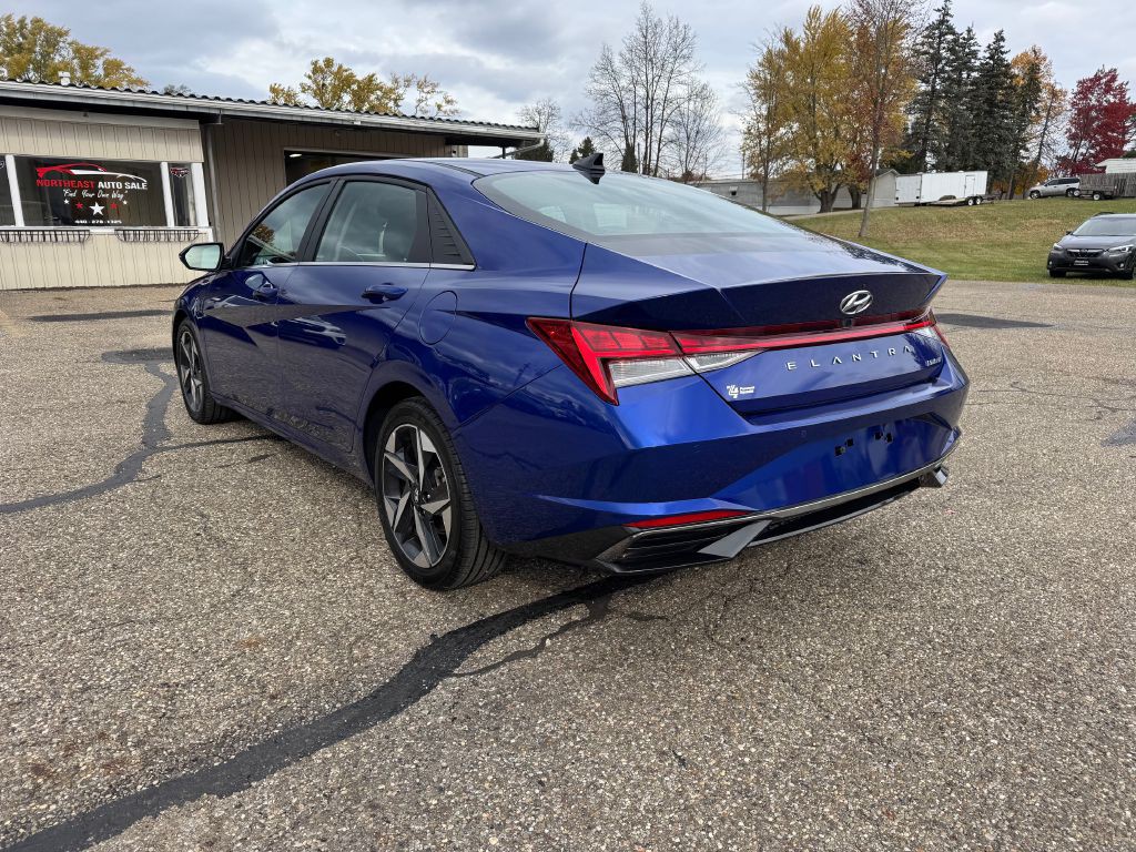 2021 Hyundai Elantra Image 7