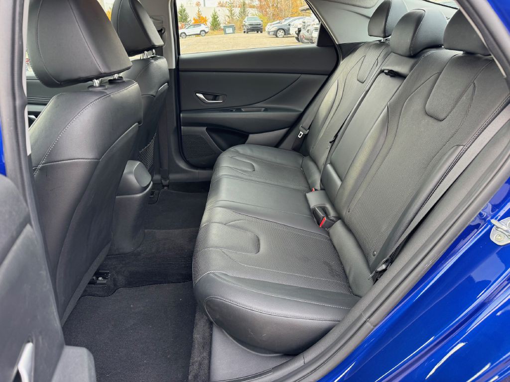 2021 Hyundai Elantra Image 13