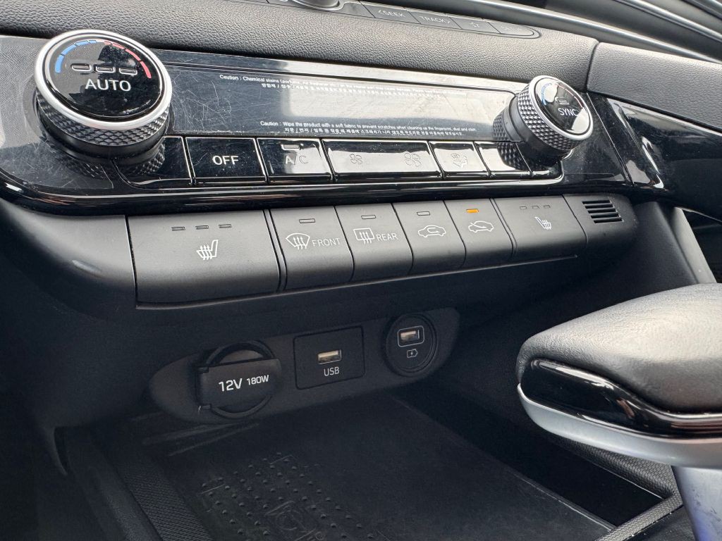 2021 Hyundai Elantra Image 18