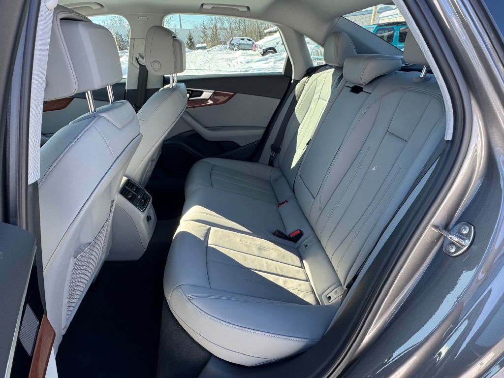 2022 Audi A4 Image 13