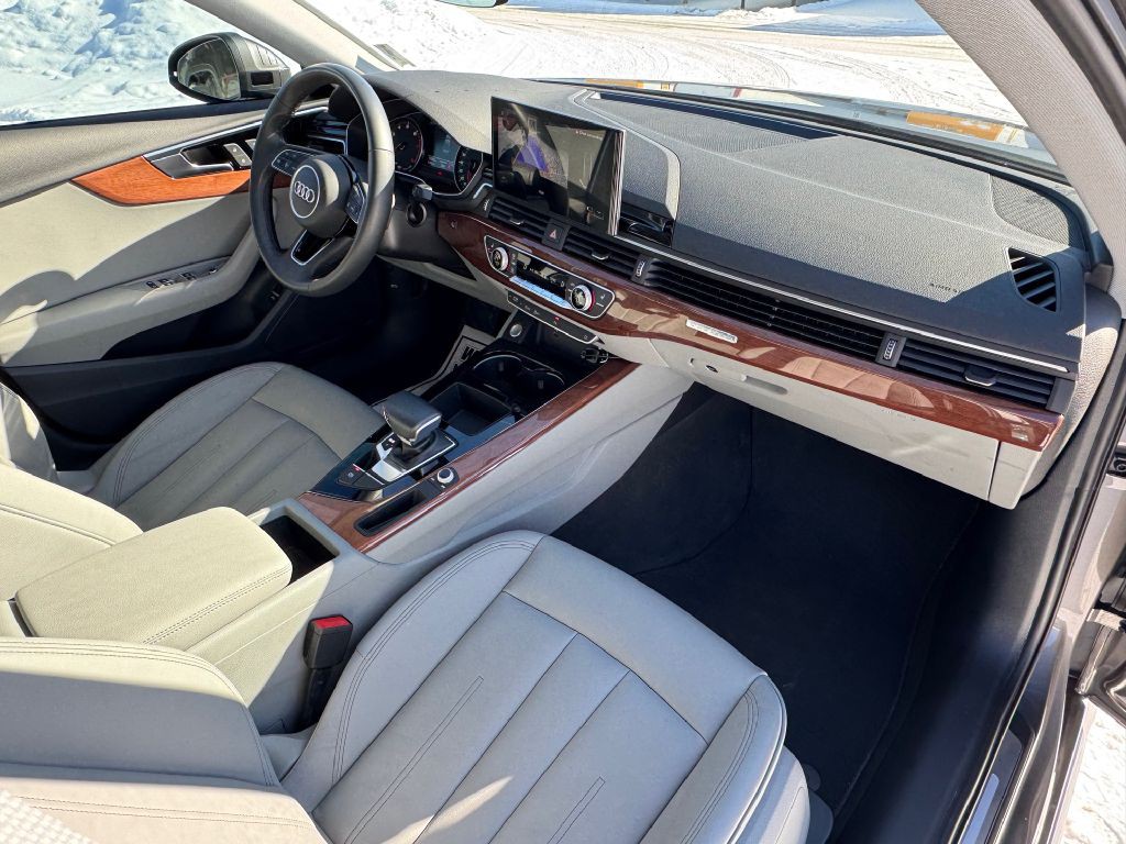 2022 Audi A4 Image 14