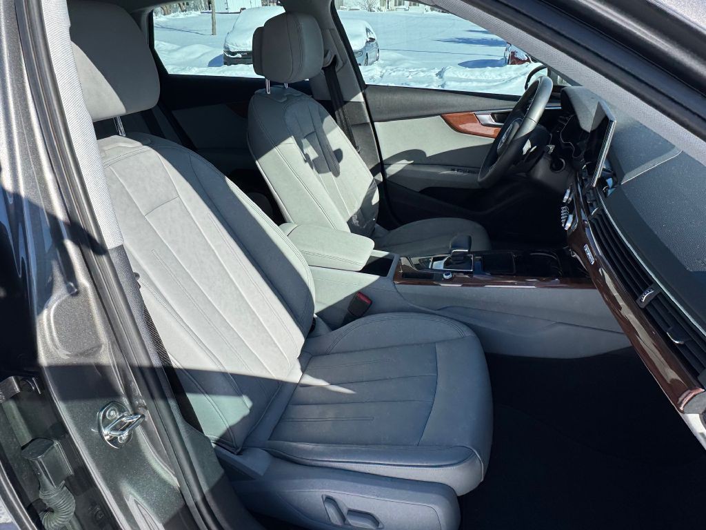 2022 Audi A4 Image 16