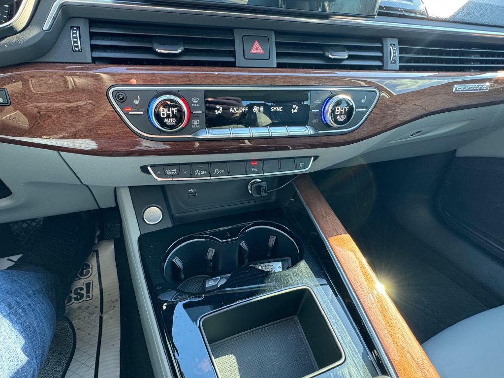 2022 Audi A4 Image 26