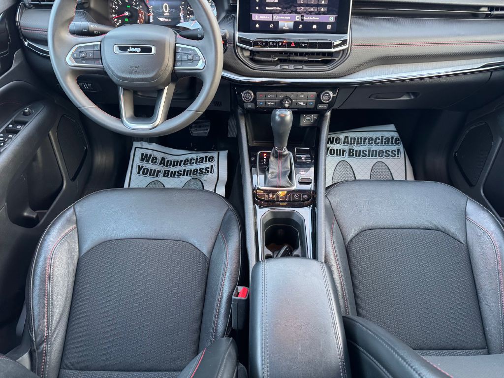 2023 Jeep Compass Image 13