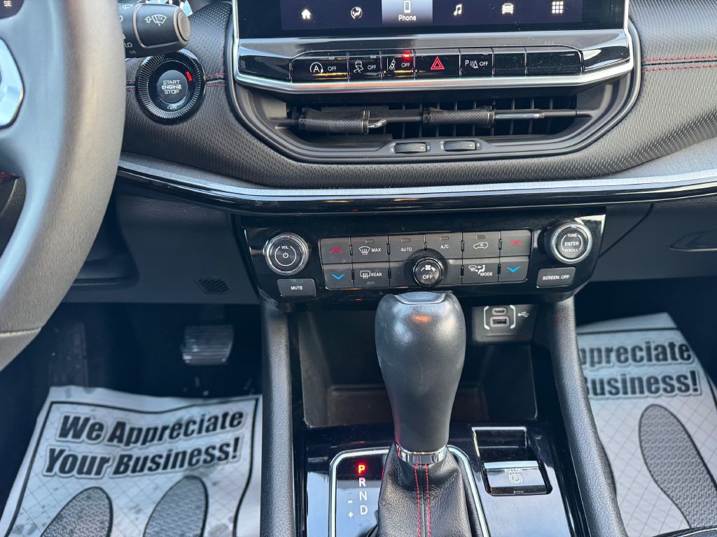 2023 Jeep Compass Image 20