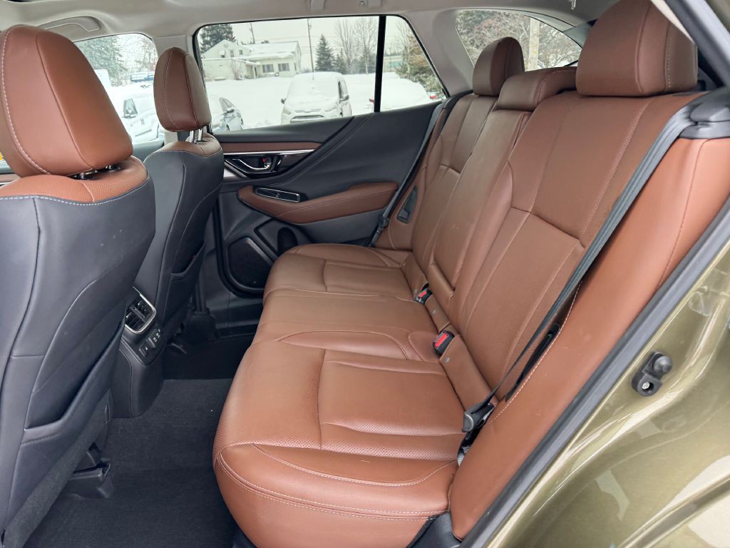 2020 Subaru Outback Image 17