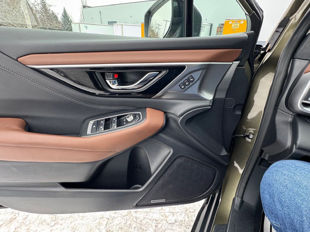 2020 Subaru Outback Image 44