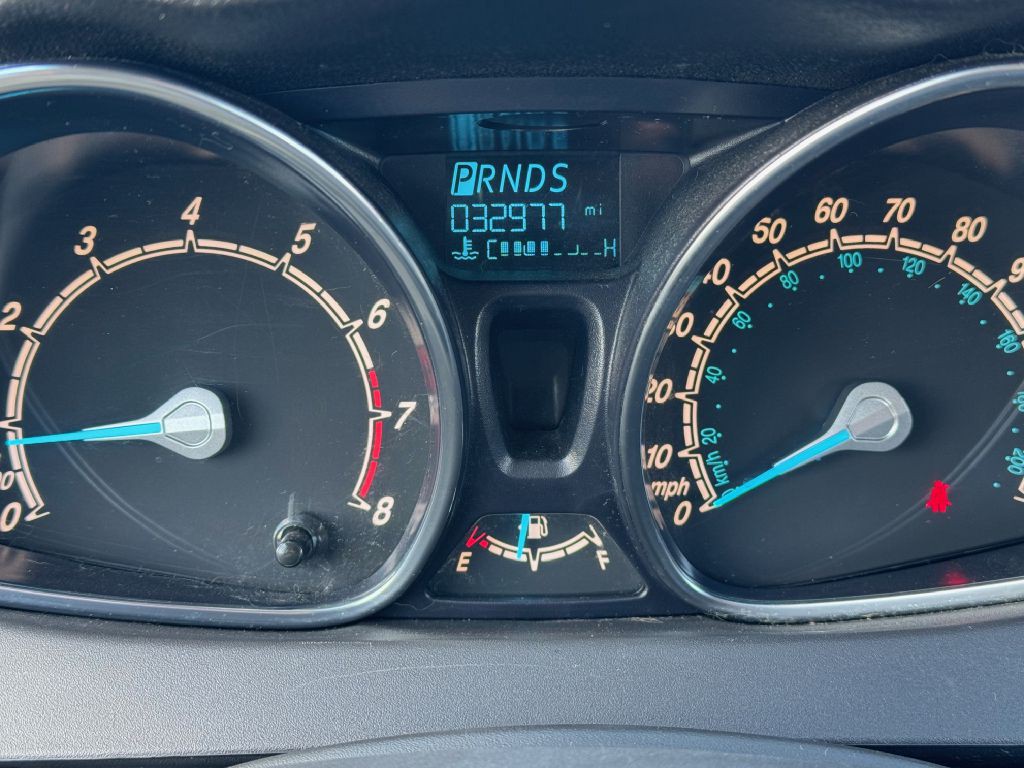 2015 Ford Fiesta Image 11