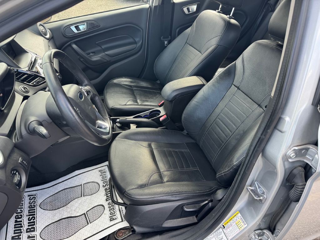 2015 Ford Fiesta Image 17