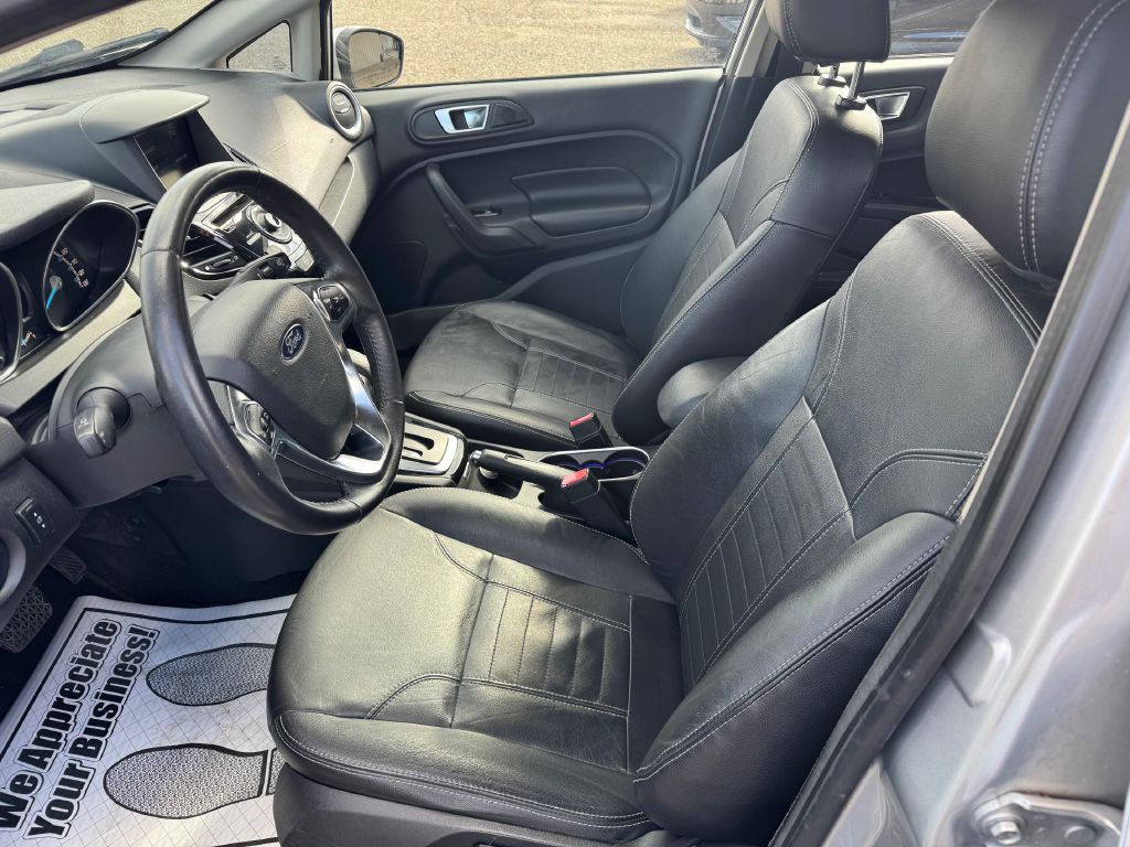 2015 Ford Fiesta Image 22