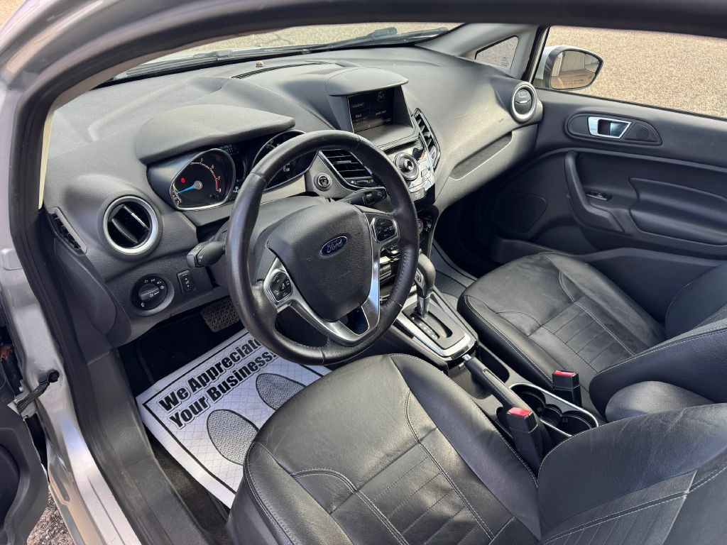 2015 Ford Fiesta Image 23