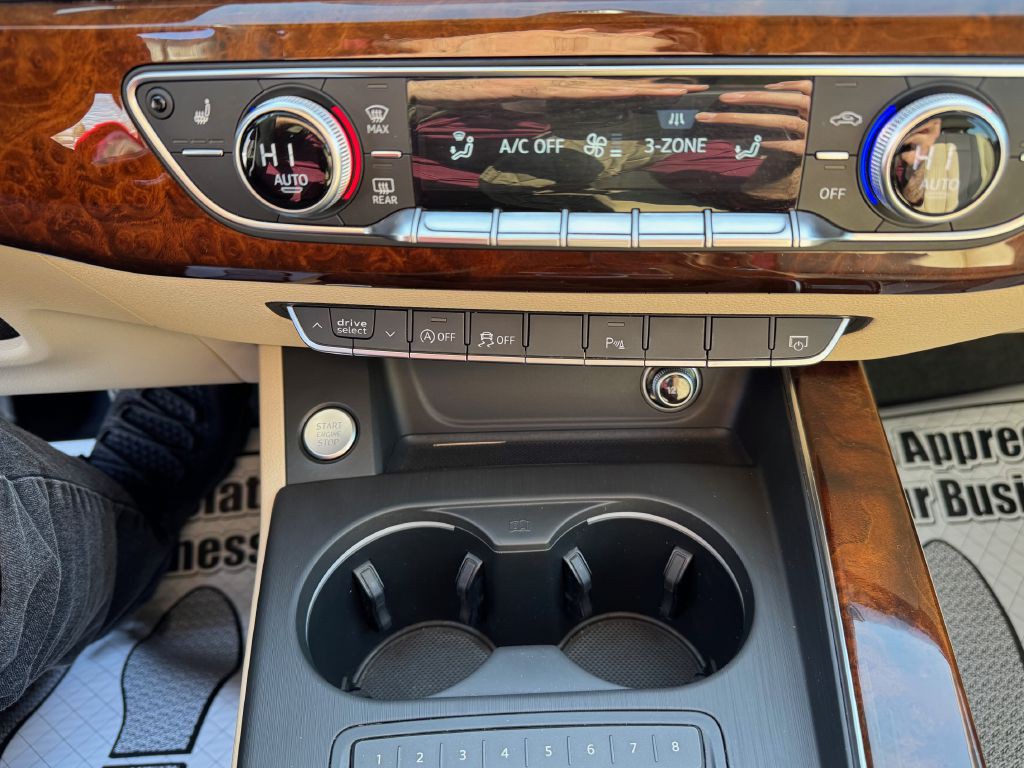 2017 Audi A4 Image 31