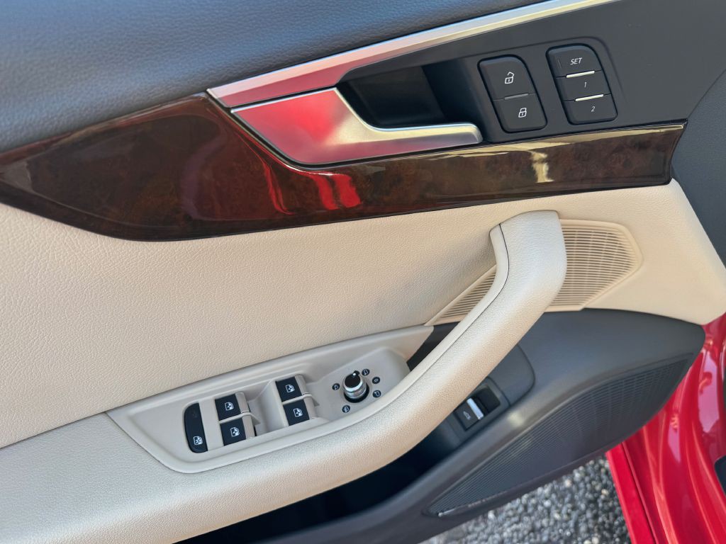 2017 Audi A4 Image 33