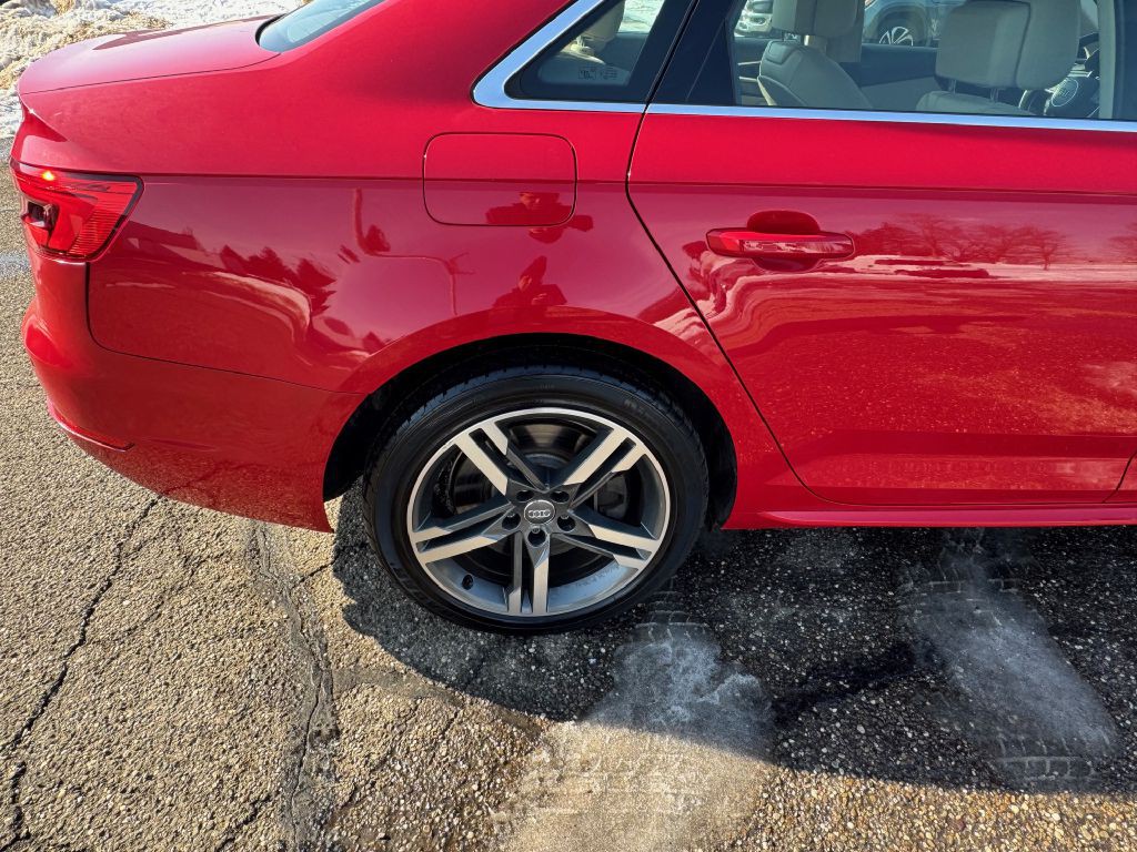 2017 Audi A4 Image 40