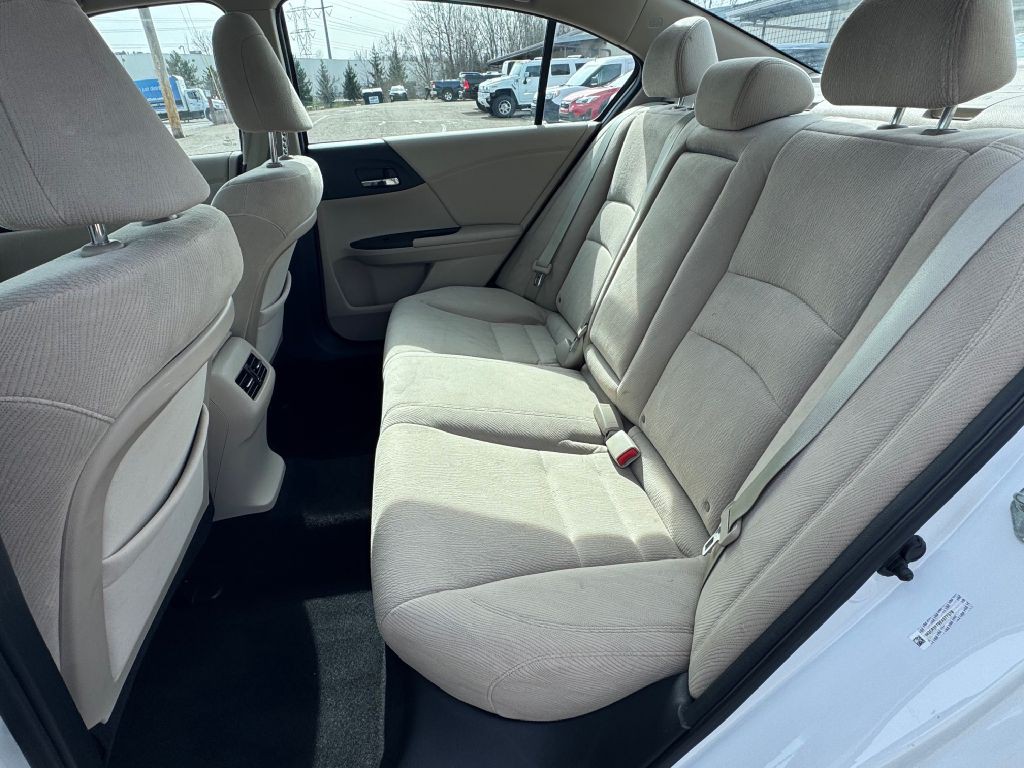 2014 Honda Accord Image 18