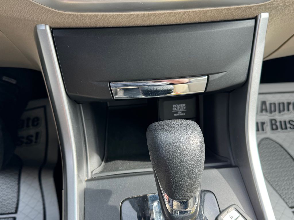 2014 Honda Accord Image 28