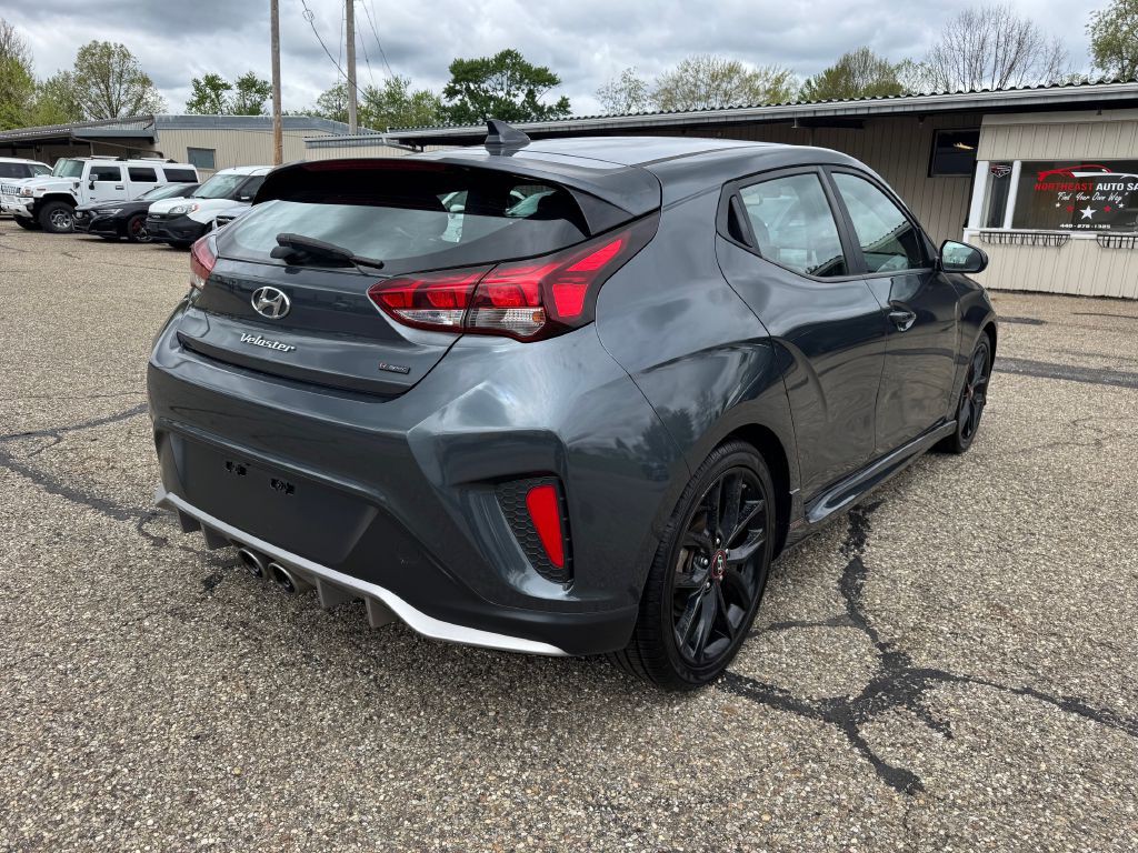 2019 Hyundai Veloster Image 10