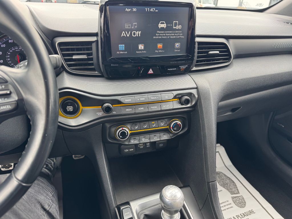 2019 Hyundai Veloster Image 15