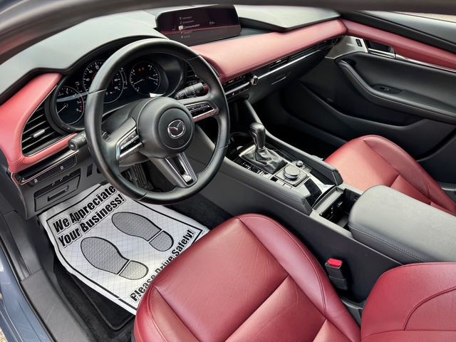 2022 Mazda Mazda3 Image 8