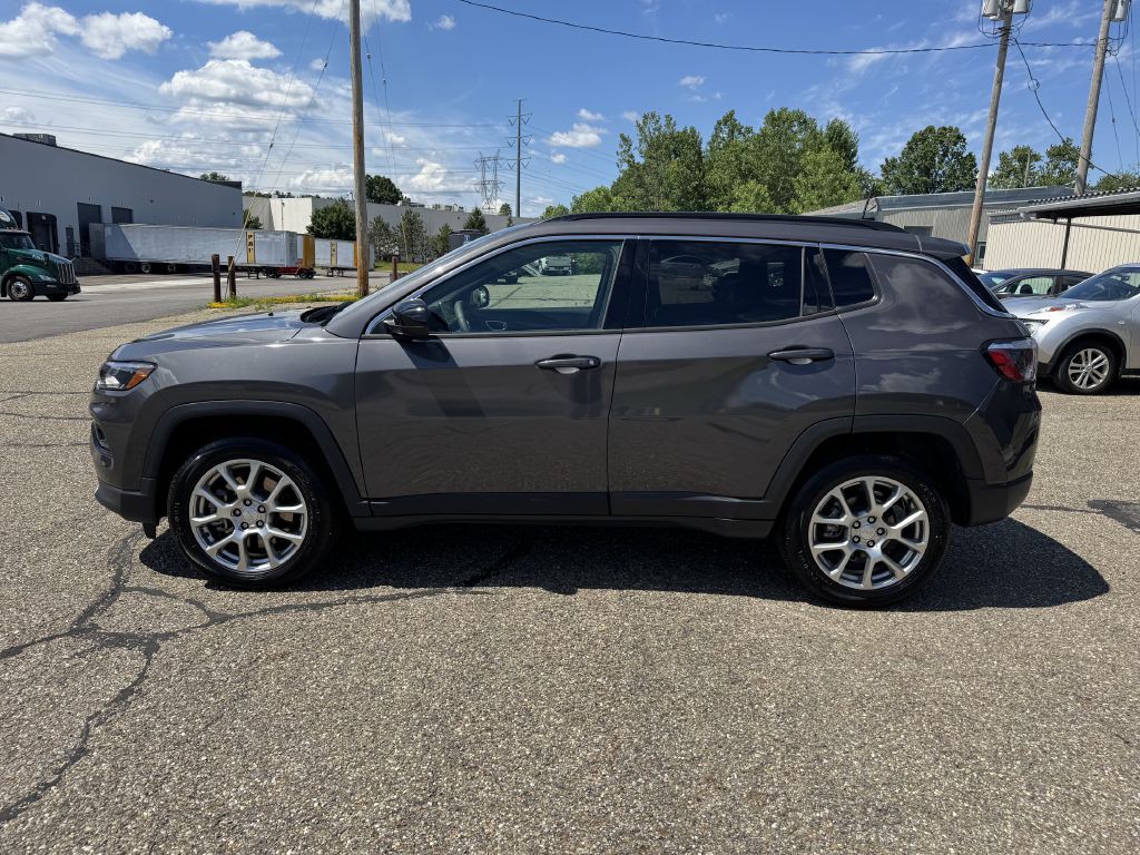2024 Jeep Compass Image 50