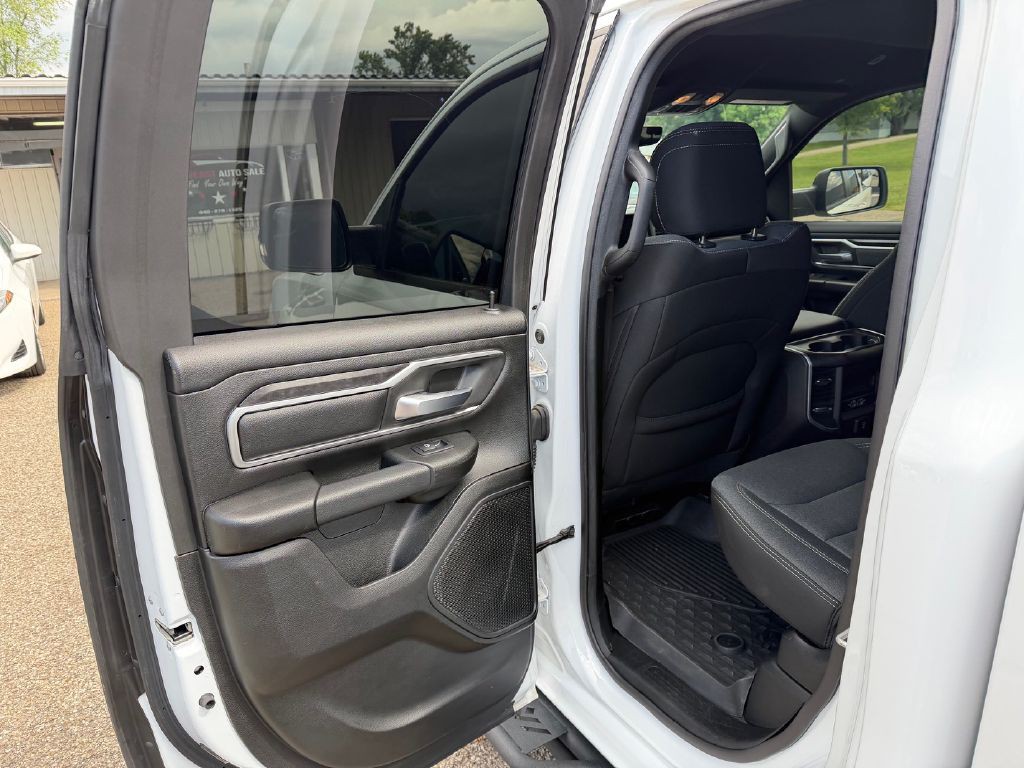 2022 RAM 1500 Image 35