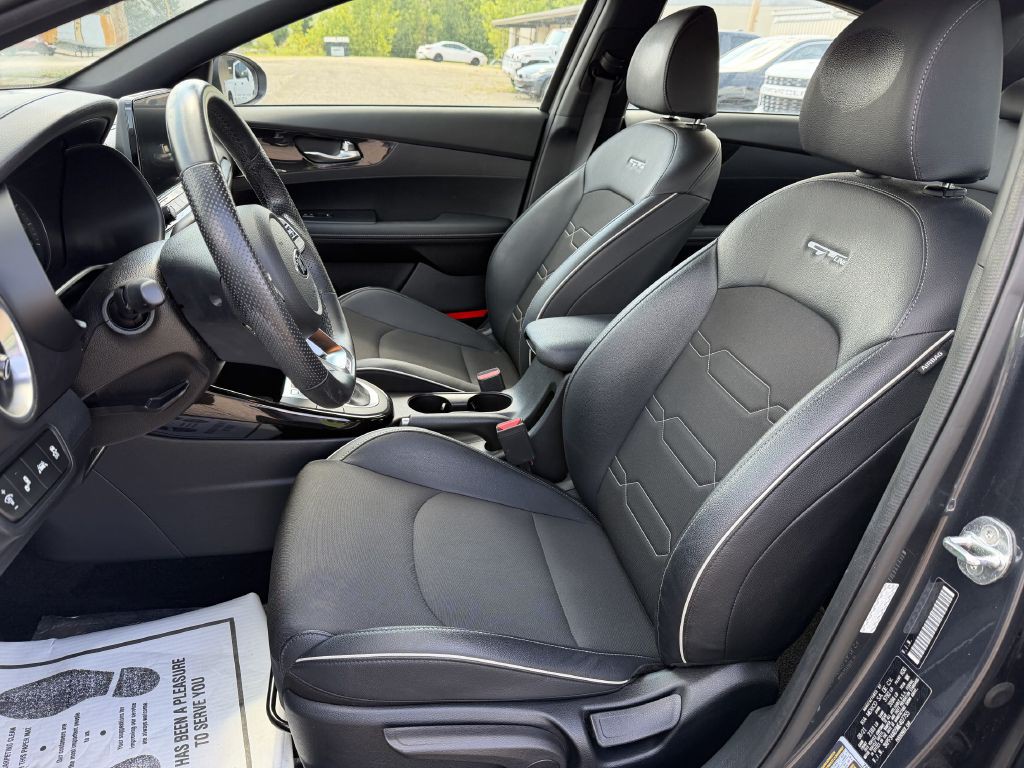 2021 Kia Forte Image 9