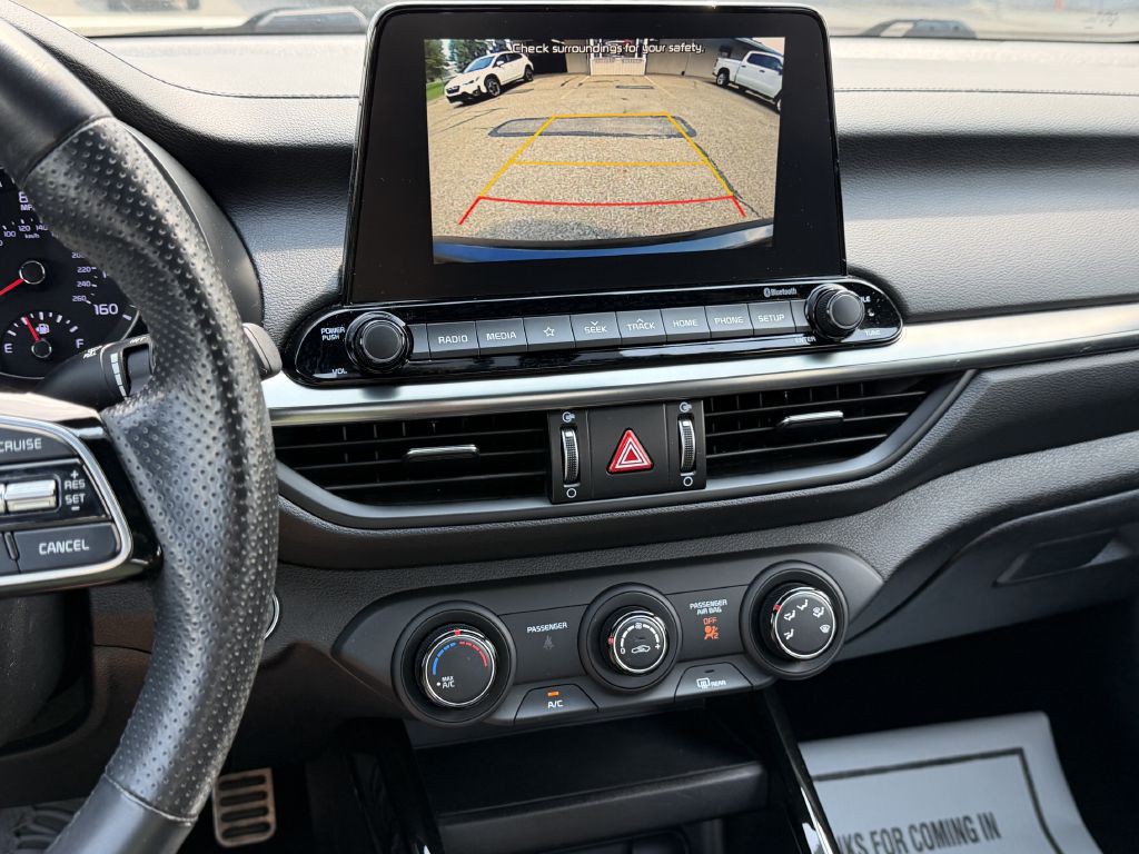2021 Kia Forte Image 17