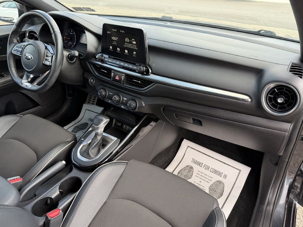 2021 Kia Forte Image 31