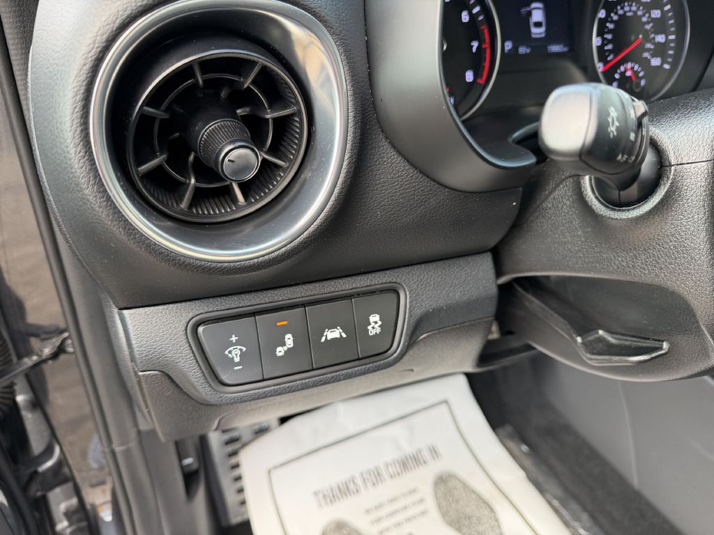 2021 Kia Forte Image 42