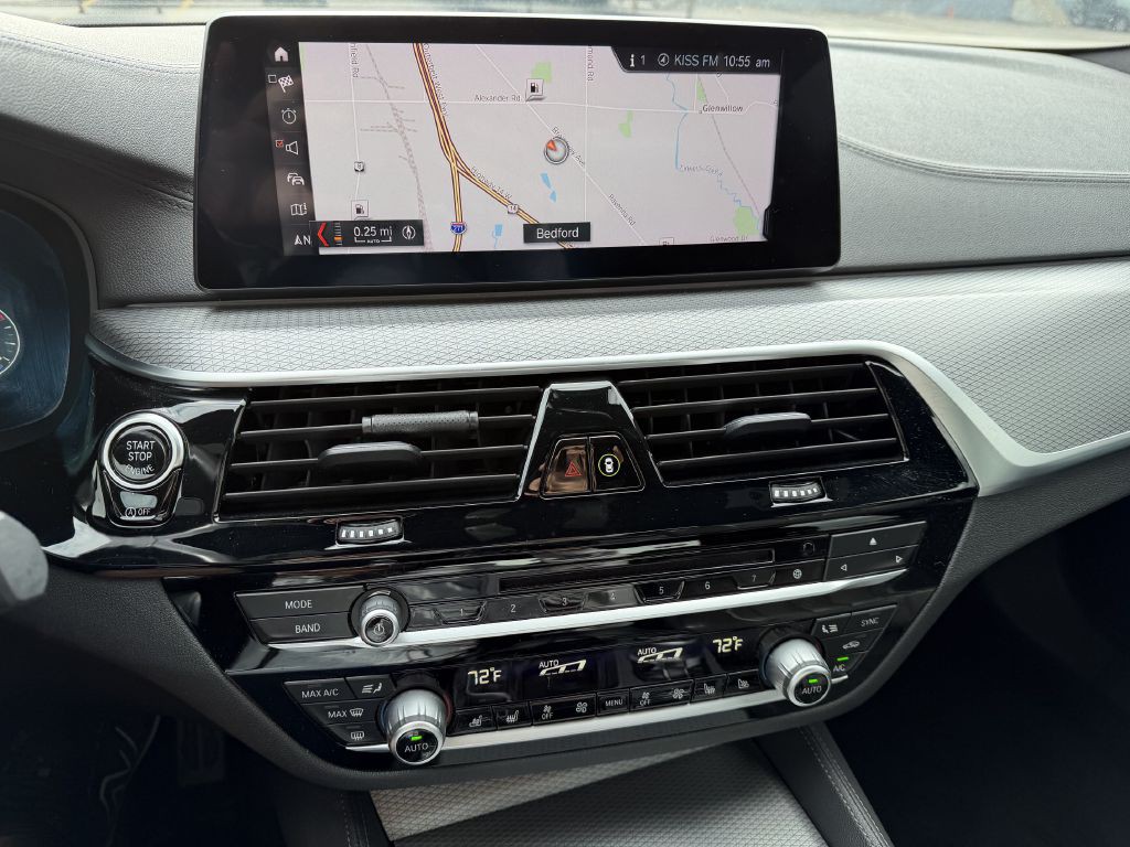 2019 BMW 5 Series Image 14
