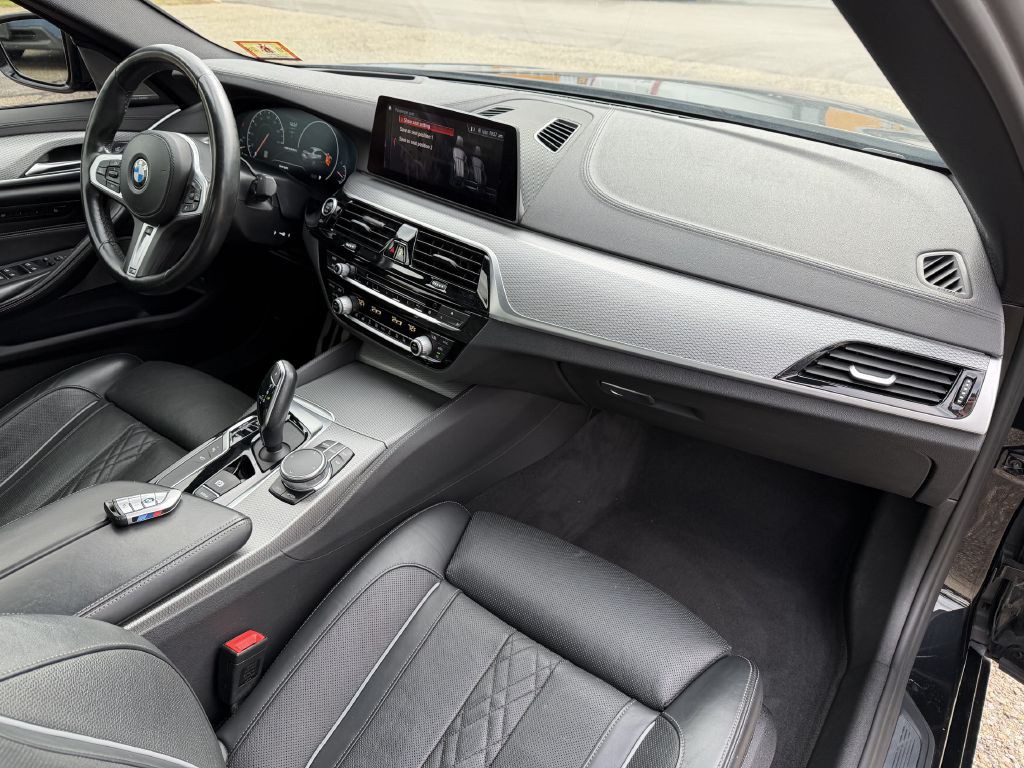 2019 BMW 5 Series Image 16