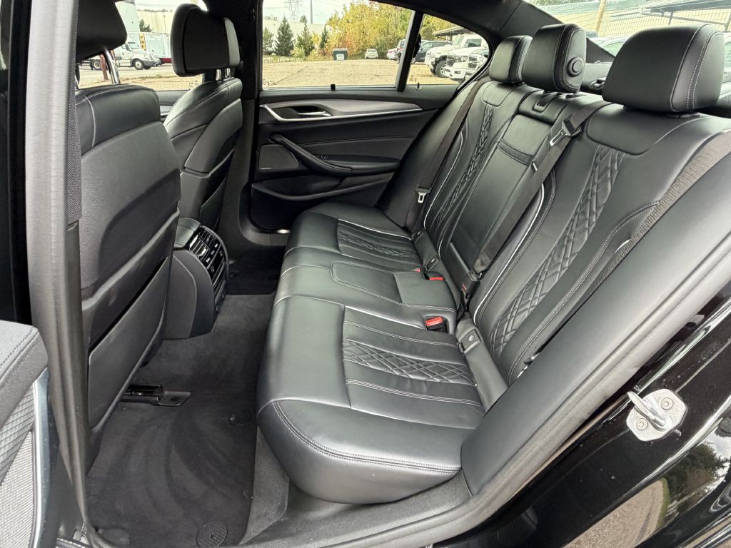 2019 BMW 5 Series Image 20