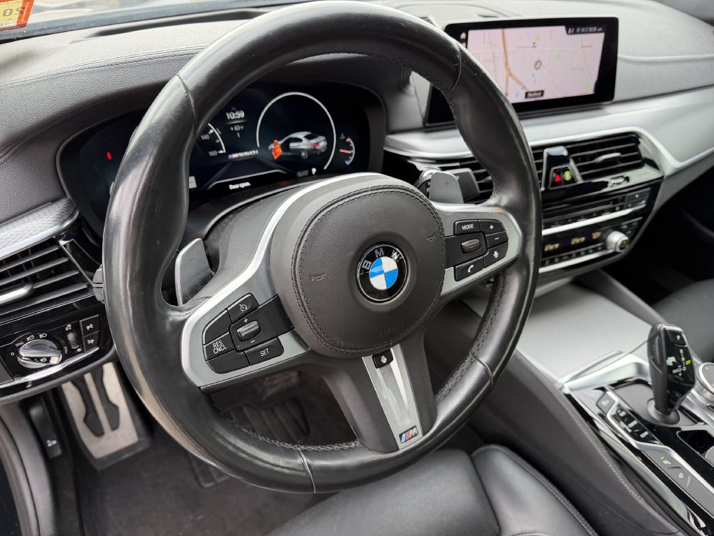 2019 BMW 5 Series Image 33