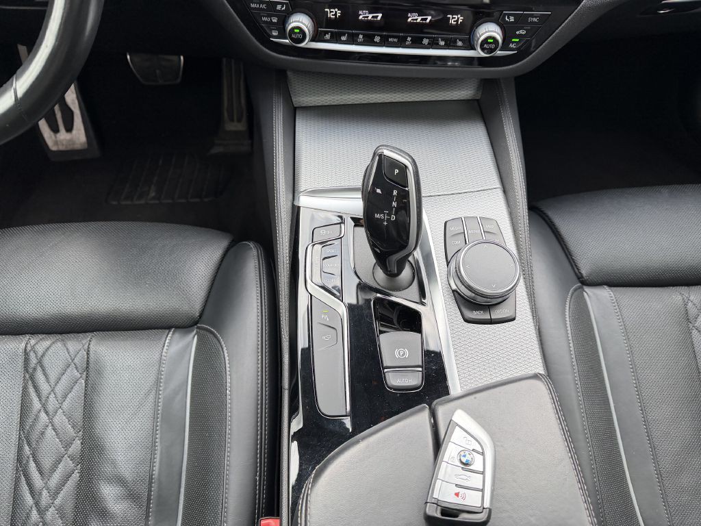 2019 BMW 5 Series Image 35