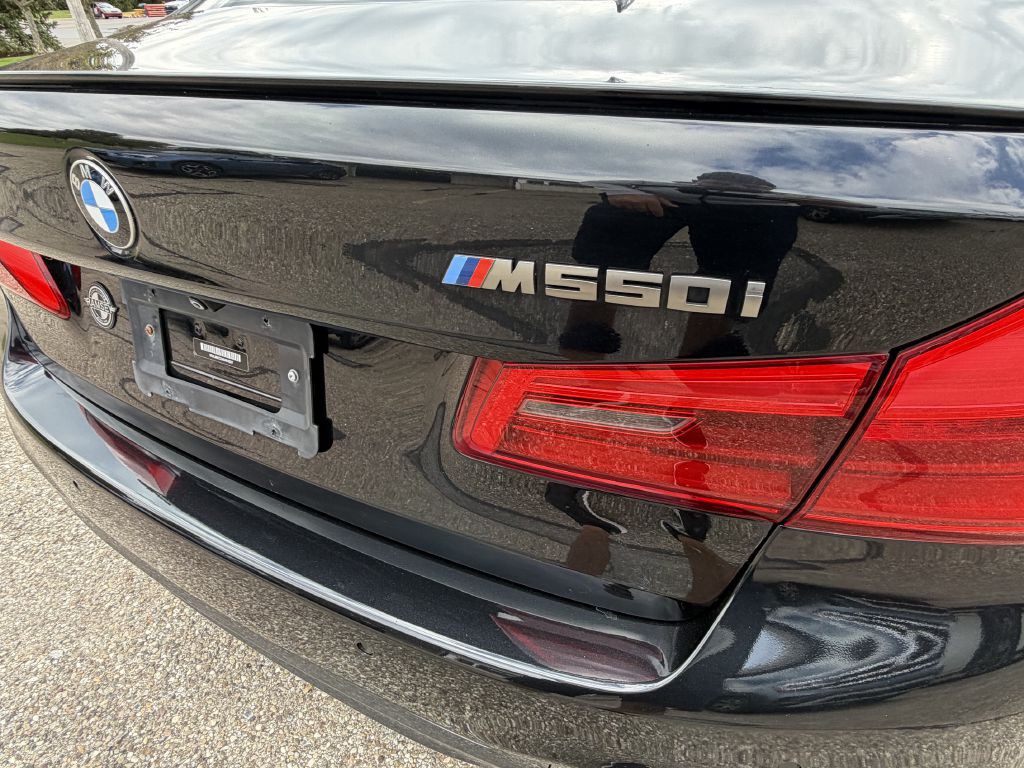 2019 BMW 5 Series Image 39