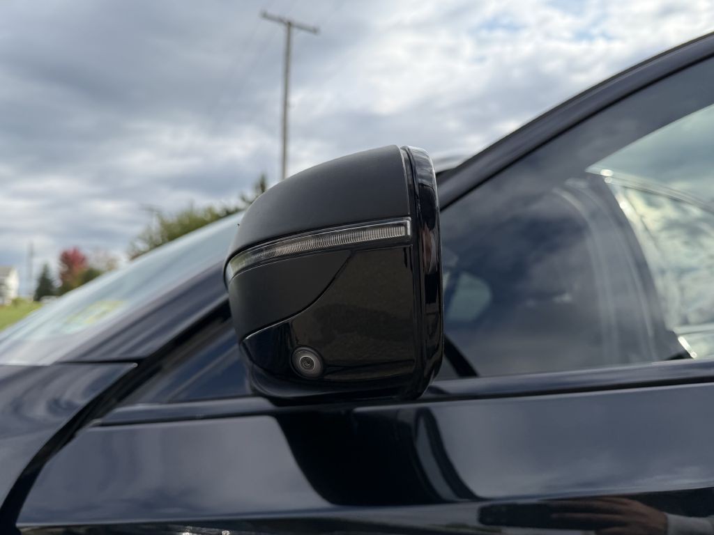 2019 BMW 5 Series Image 50