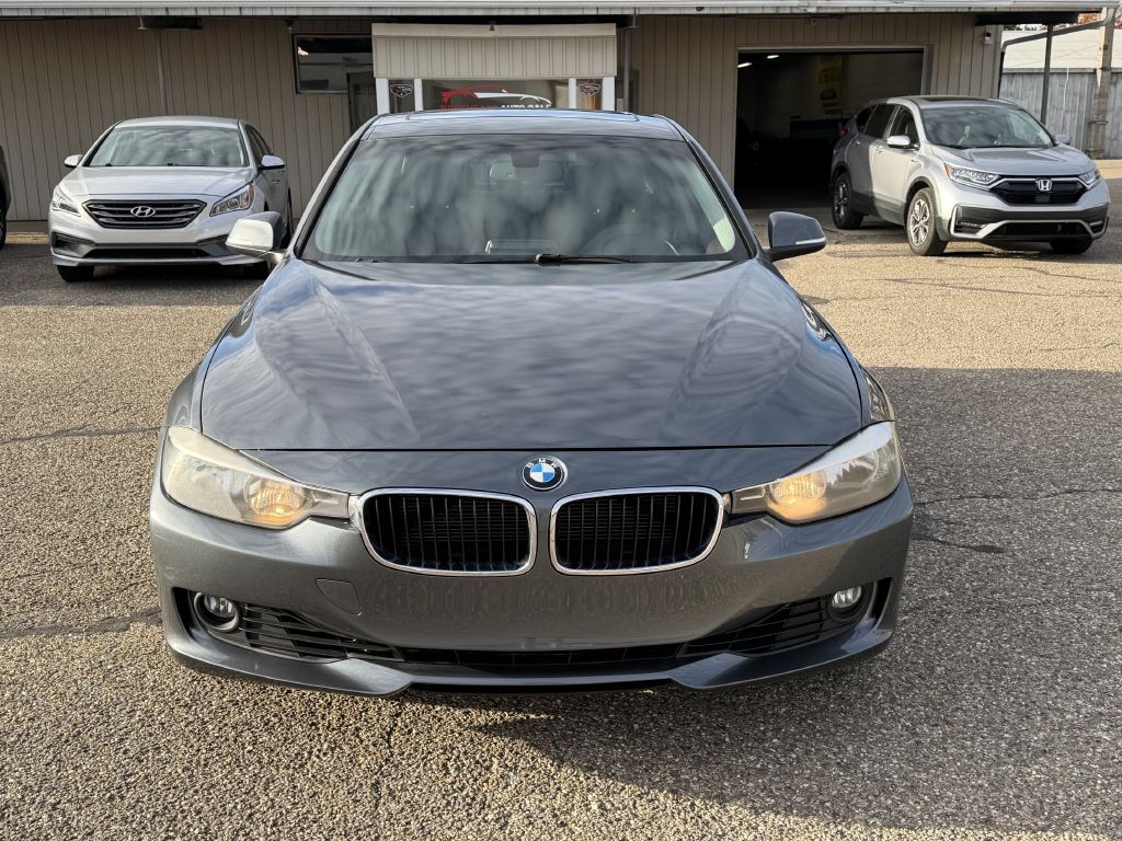 2014 BMW 3 Series Image 3